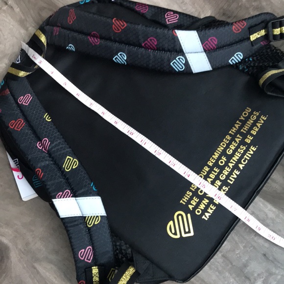 🌟HOST PICK🌟 JUSTICE sport girls backpack in black hearts - NEW with tags - Picture 4 of 12